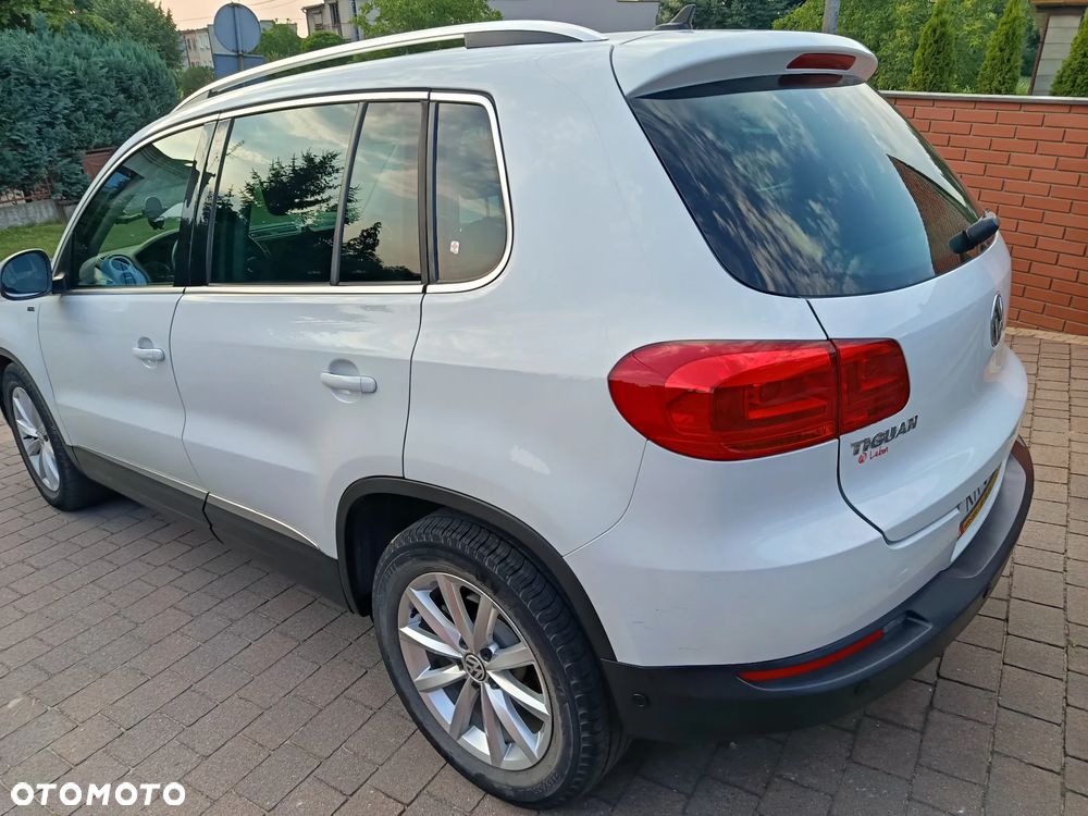 Volkswagen Tiguan 2.0 TDI SCR BlueMotion Technology Lounge Sport & Style - 4