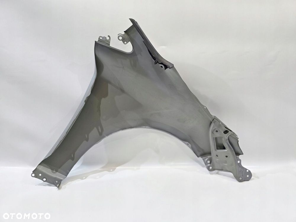 BŁOTNIK PRZÓD LEWY TOYOTA COROLLA E21 19r HB KOMBI - 5