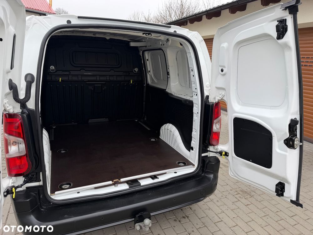 Opel COMBO - 9