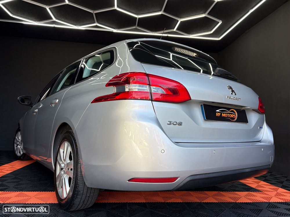 Peugeot 308 SW BlueHDi 120 Stop & Start Active - 29