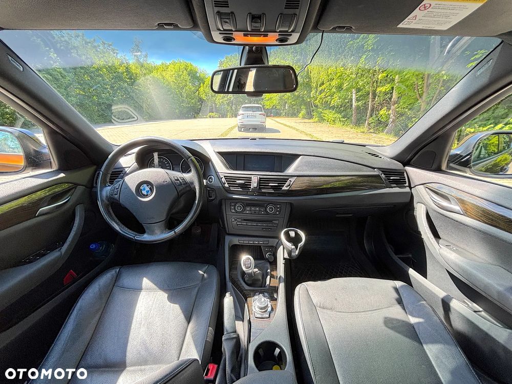 BMW X1 xDrive20d - 8