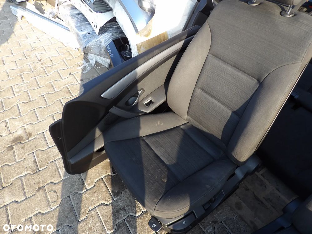 BMW - E60,E61 - PO LIFT - FOTELE , KANAPA , BOCZKI - EUROPA - KOMPLET - 2