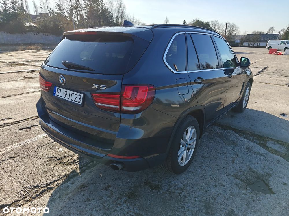 BMW X5 xDrive35i Sport-Aut - 3
