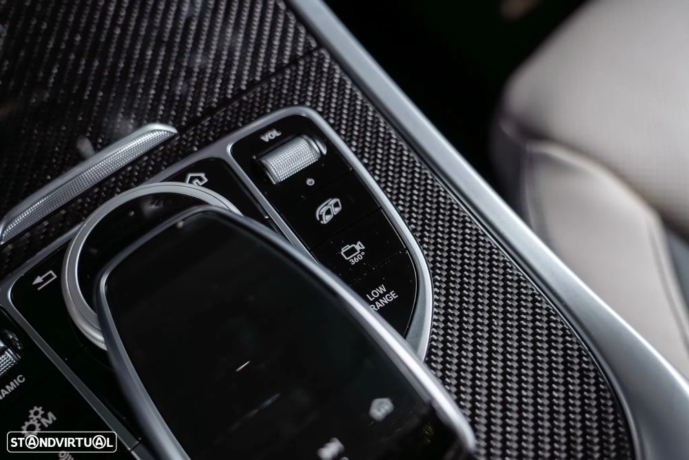 Mercedes-Benz G 63 AMG Speedshift 9G-TRONIC - 39