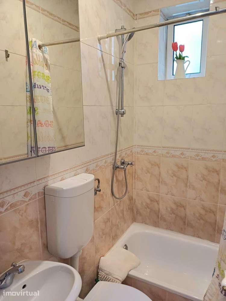 Quarto - localizado em Picoas Lisbon - Grande imagem: 3/38