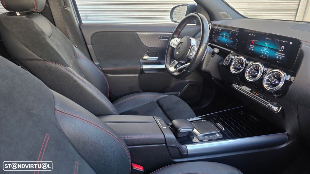 Mercedes-Benz EQA 350 4Matic AMG Line - 12