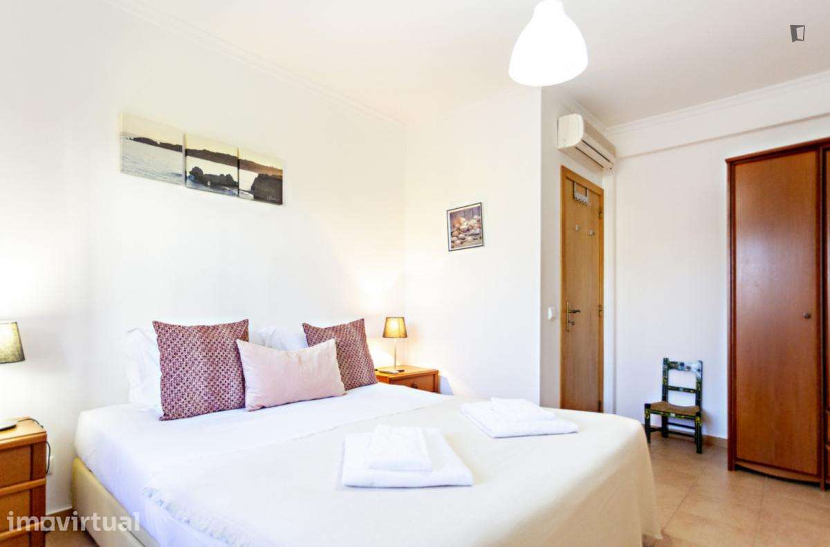 Casa com 2 quartos - localizado em Faro - Grande imagem: 5/11