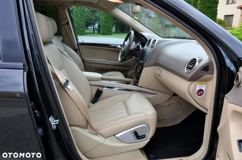 Mercedes-Benz ML - 17