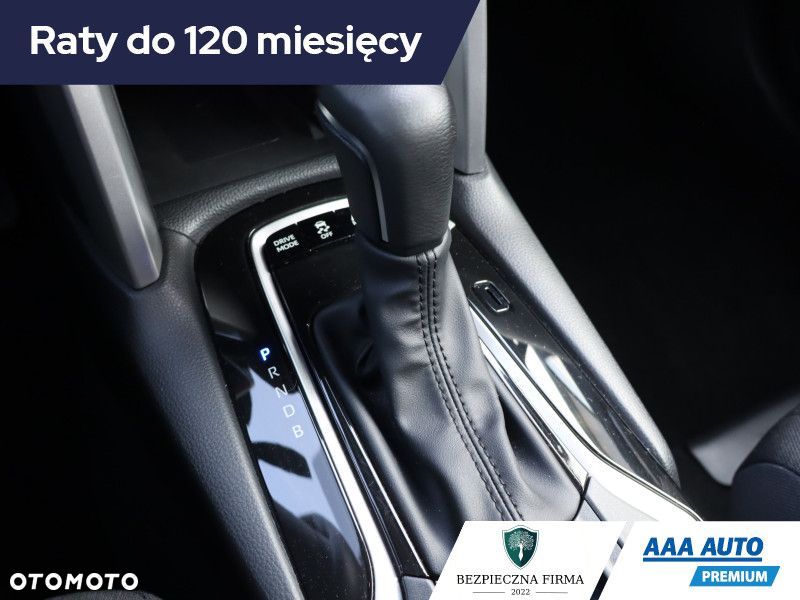 Toyota Corolla Cross - 16