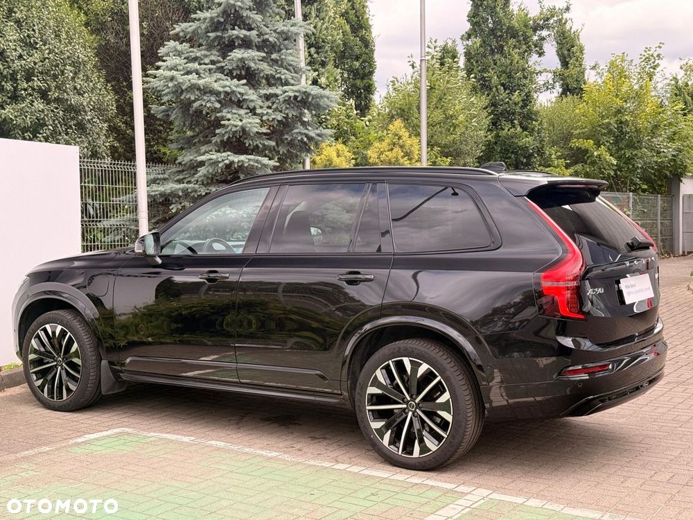 Volvo XC 90 - 8