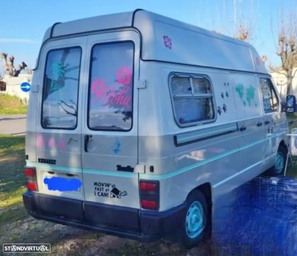 Renault Trafic 2.5 dCi (Iveco engine conversion) - 3