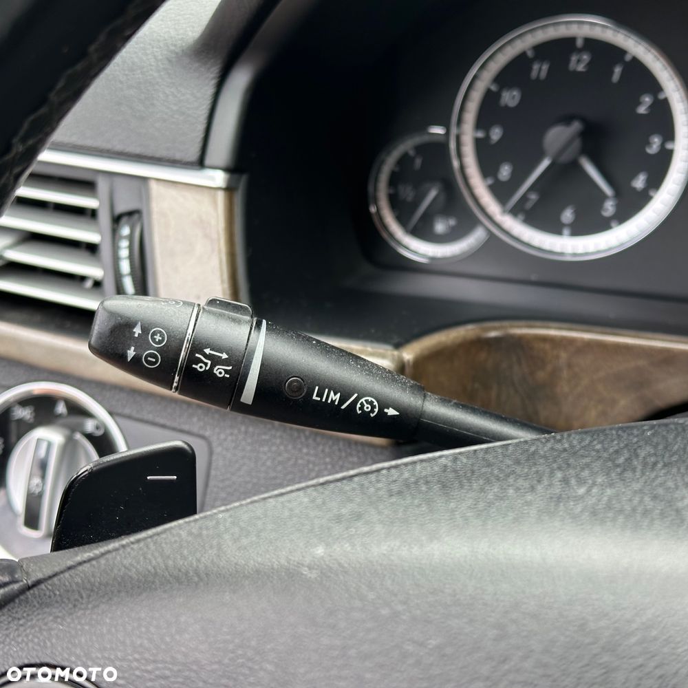 Mercedes-Benz Klasa E 350 CDI DPF BlueEFFICIENCY 7G-TRONIC Elegance - 15
