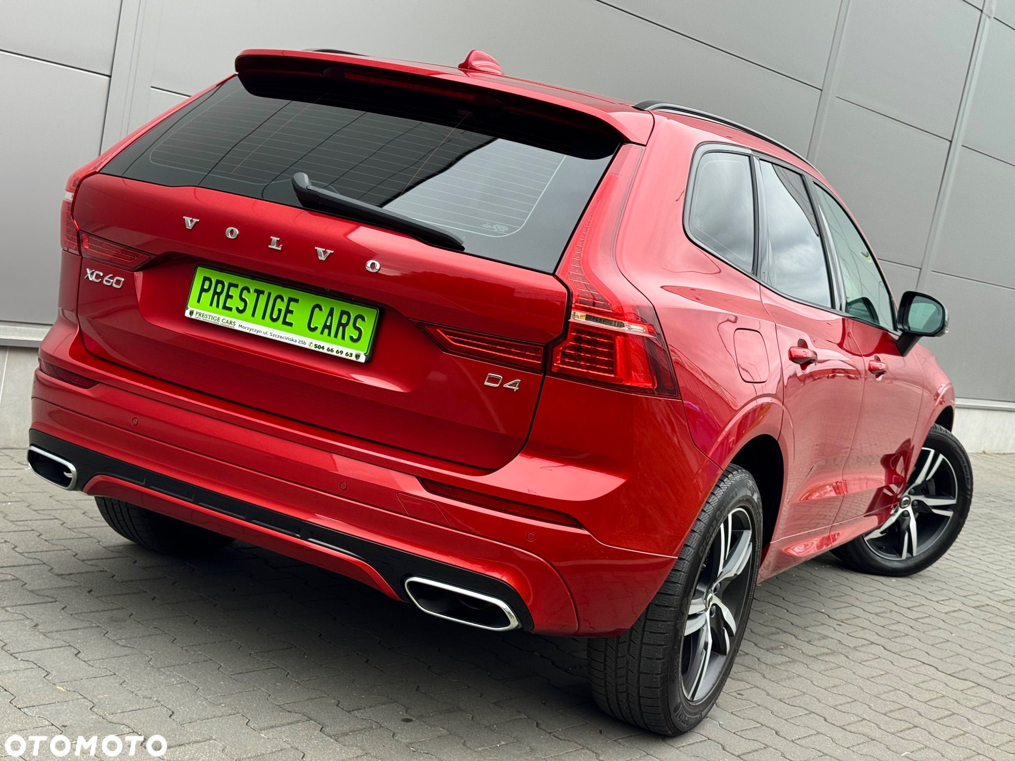 Volvo XC 60 D4 R-Design - 16