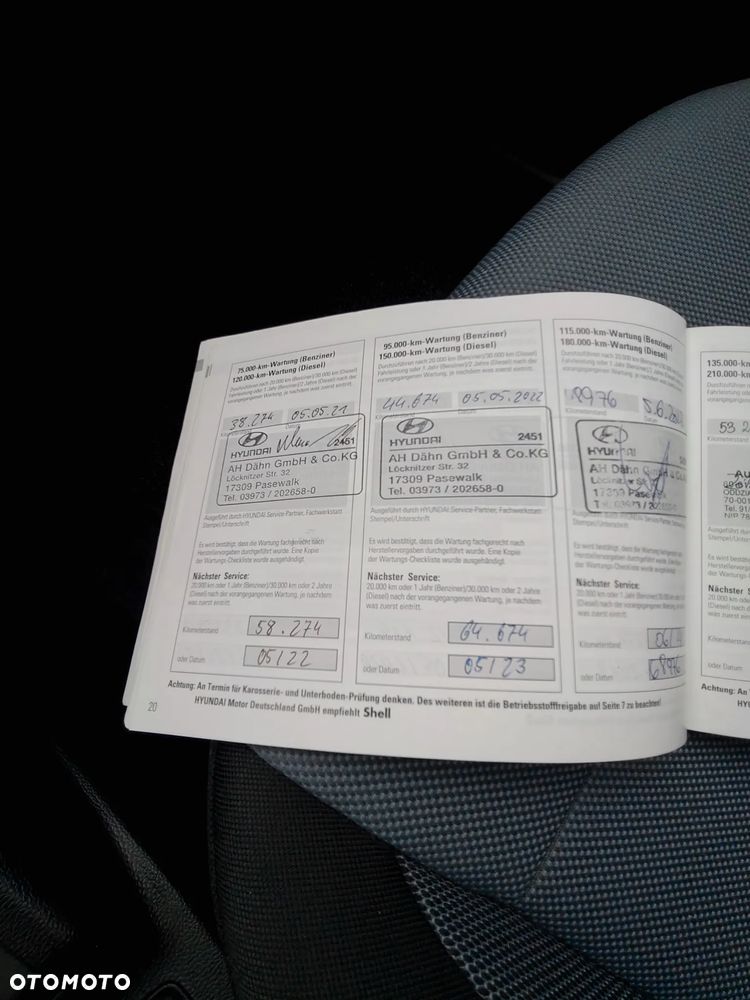 Hyundai i20 blue 1.2 - 12