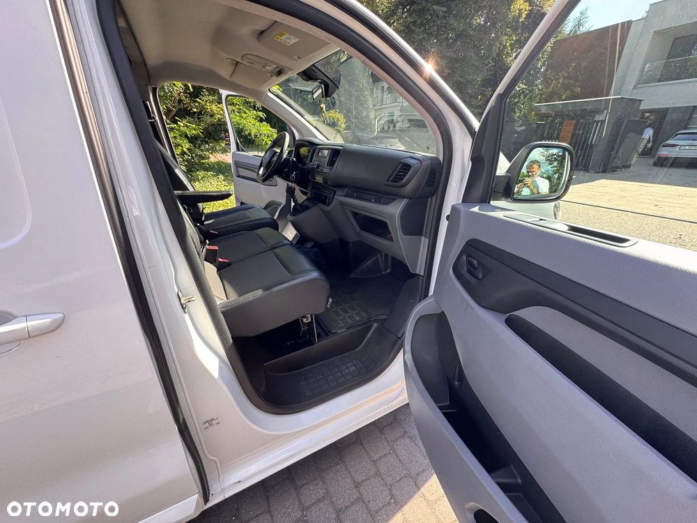 Opel Vivaro - 12