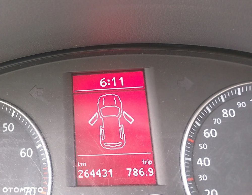 Volkswagen Touran 1.4 TSI Freestyle - 9