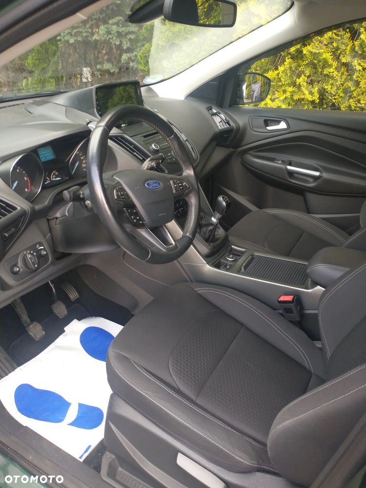 Ford Kuga 2.0 TDCi 4x2 Trend - 15