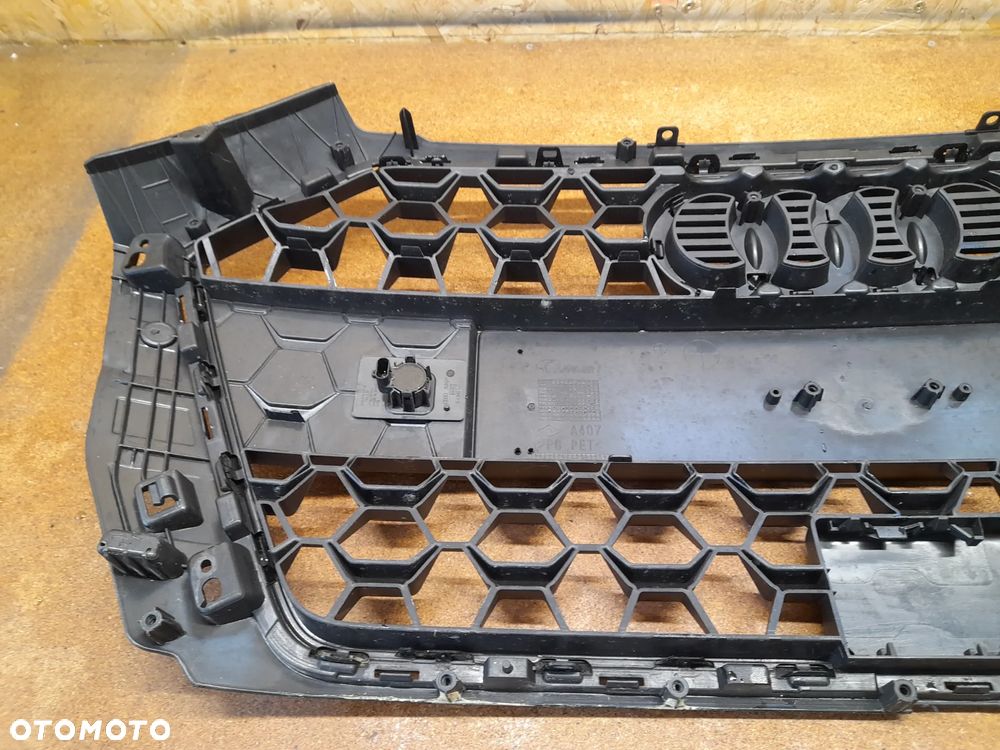 AUDI A1 II ATRAPA CHŁODNICY GRILL PDC 82A853651B - 8