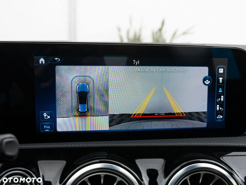 Mercedes-Benz Klasa A 220 4-Matic Progressive 8G-DCT - 26