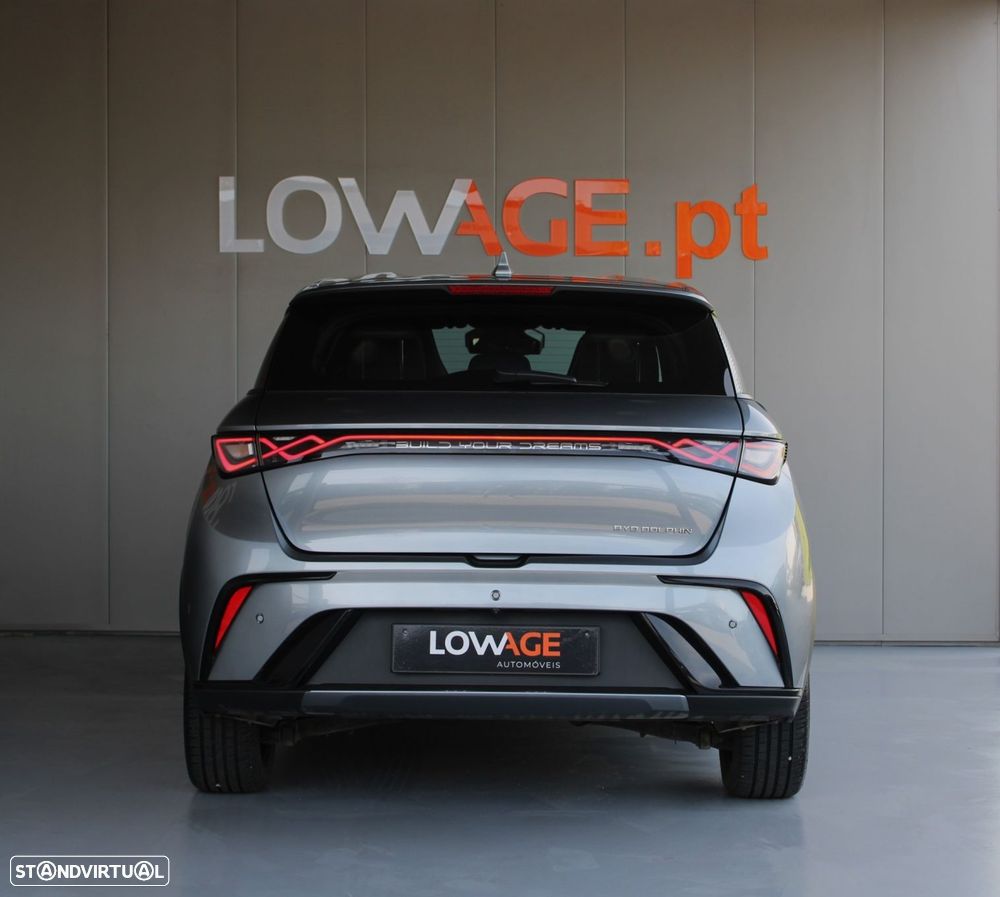 BYD Dolphin 60.4 kWh Comfort - 29