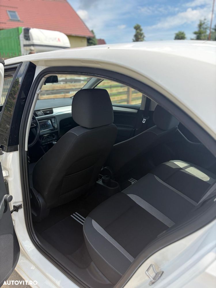 Skoda RAPID 1.4 TDI Active DSG - 17
