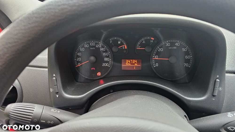 Fiat Punto 1.2 8V Active - 5