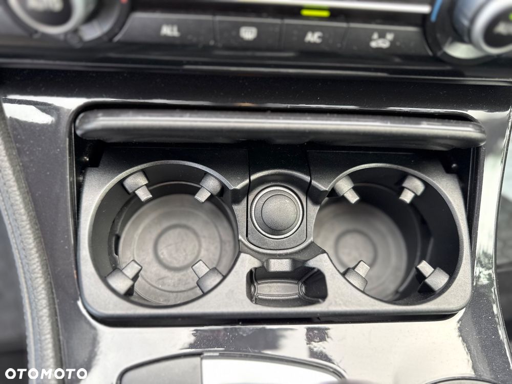 BMW Seria 5 - 32