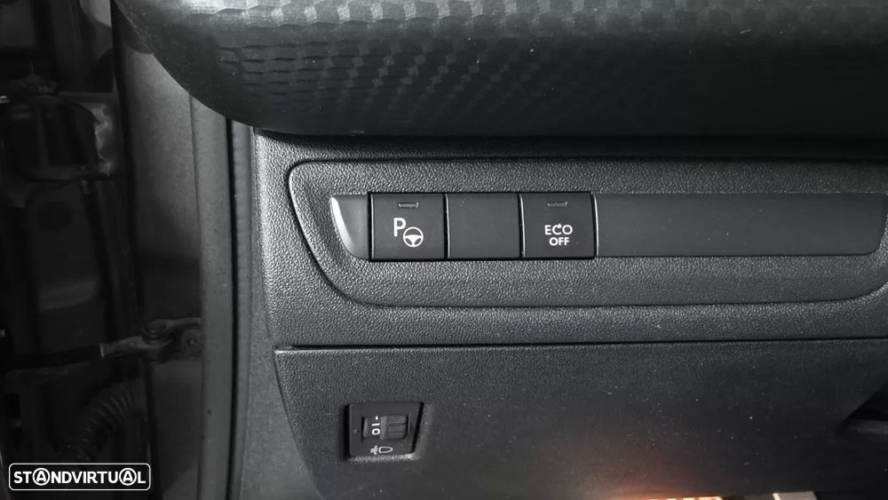 Peugeot 2008 PureTech 110 Stop&Start EAT6 Crossway - 8