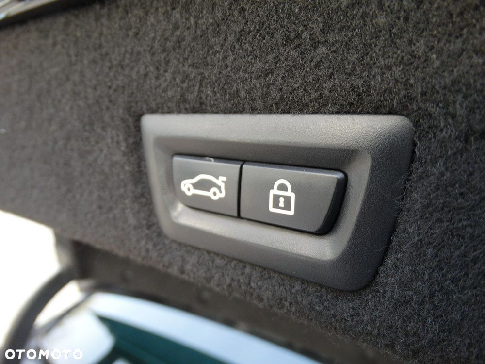 BMW Seria 7 740d xDrive - 11