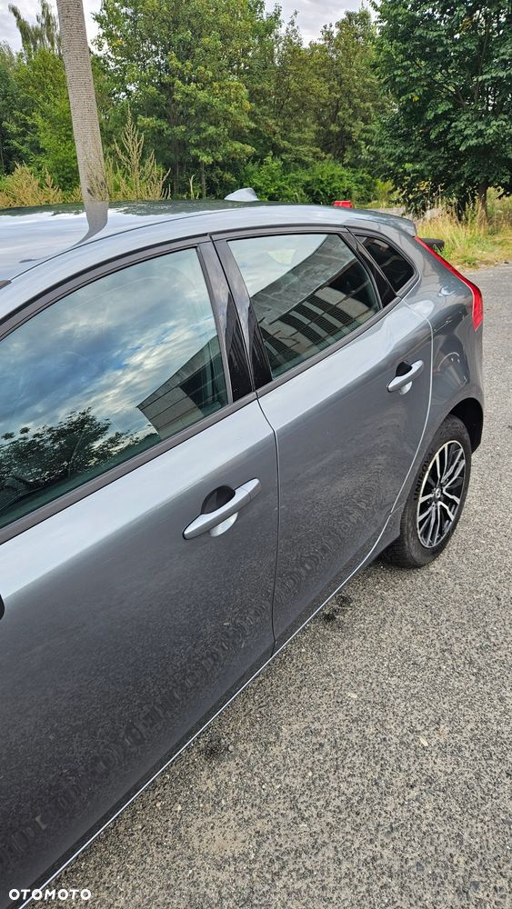 Volvo V40 - 13
