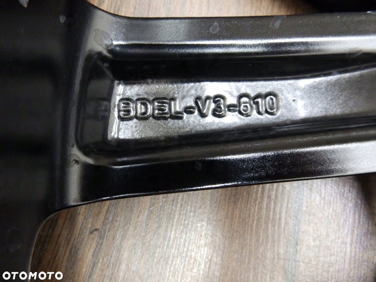 Felga Mazda 3 III 7Jx18 Et45 5x114.3 - 13