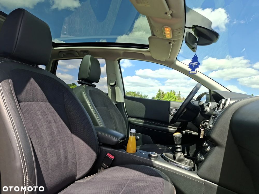 Nissan Qashqai 1.6 dCi 4 x 4 DPF Start/Stop tekna - 13