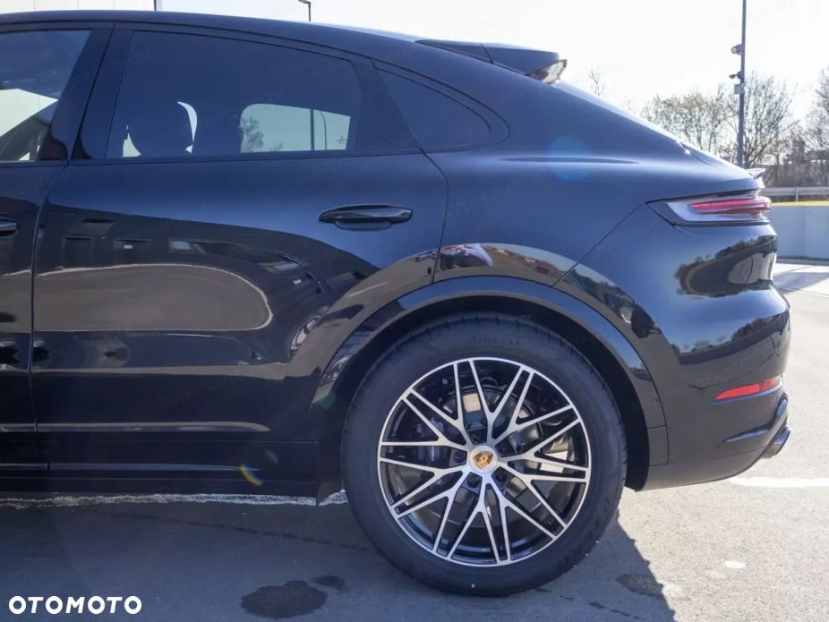 Porsche Cayenne - 21
