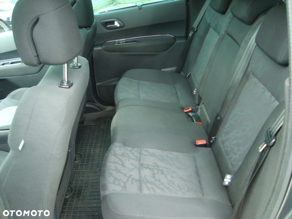 Peugeot 3008 - 11