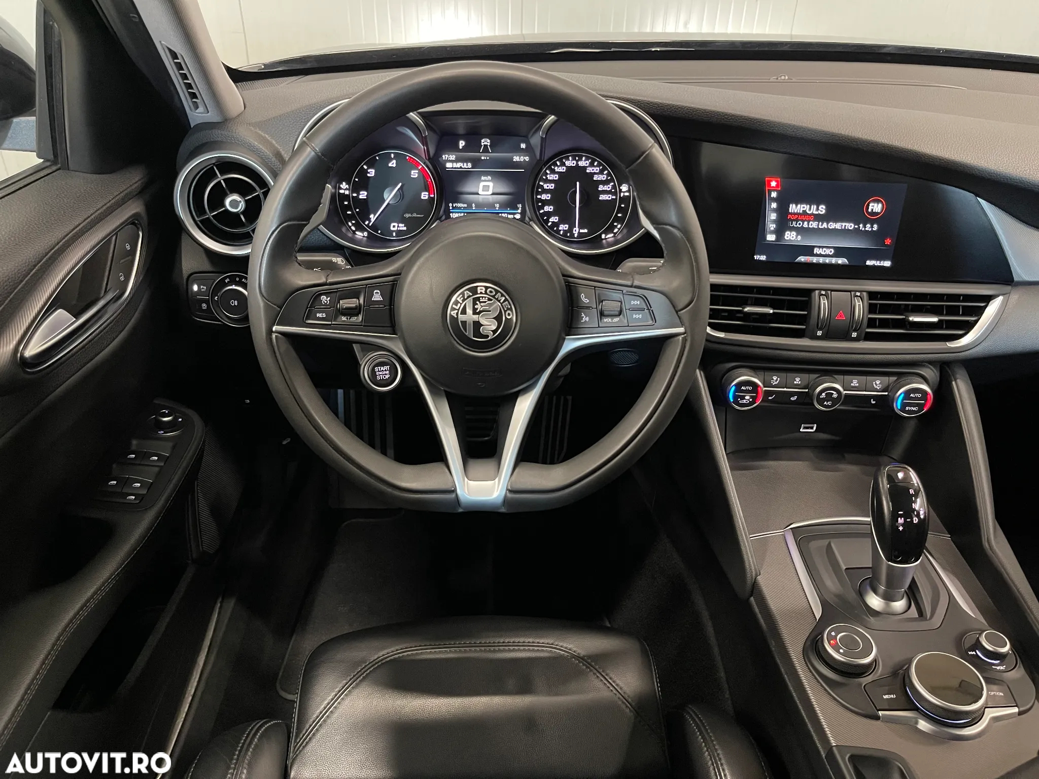 Alfa Romeo Giulia 2.2 Diesel AT8-Q4 Veloce - 6