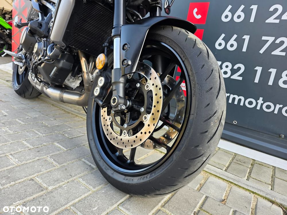 Yamaha MT - 27