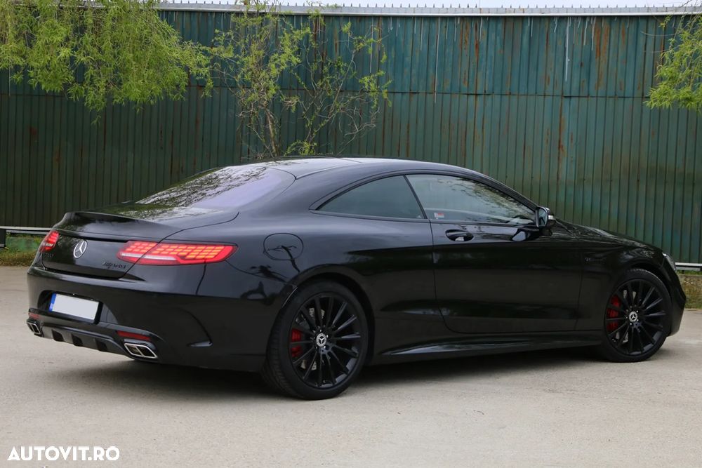 Mercedes-Benz S 560 4MATIC Coupe Aut - 2