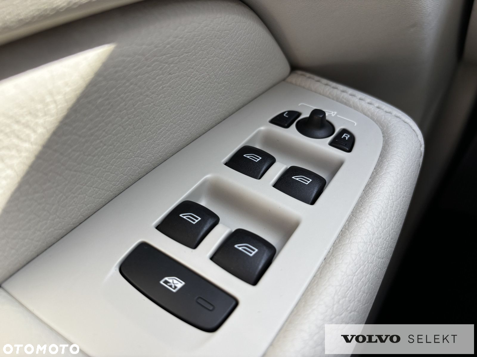 Volvo XC 60 - 12