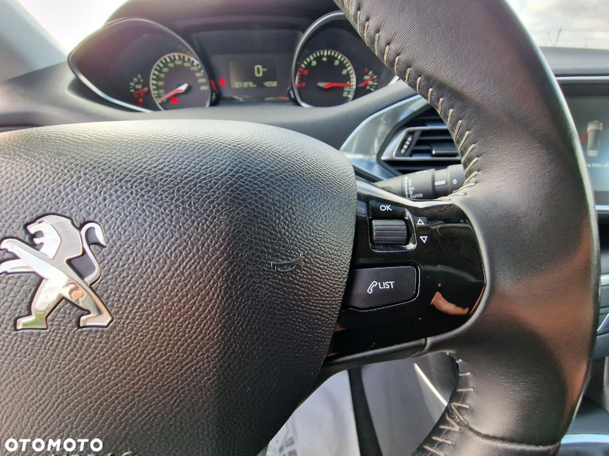 Peugeot 308 - 16