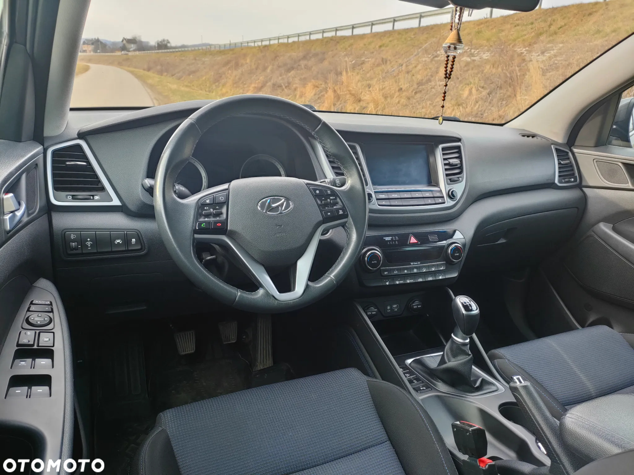 Hyundai Tucson blue 1.7 CRDi 2WD Style - 14