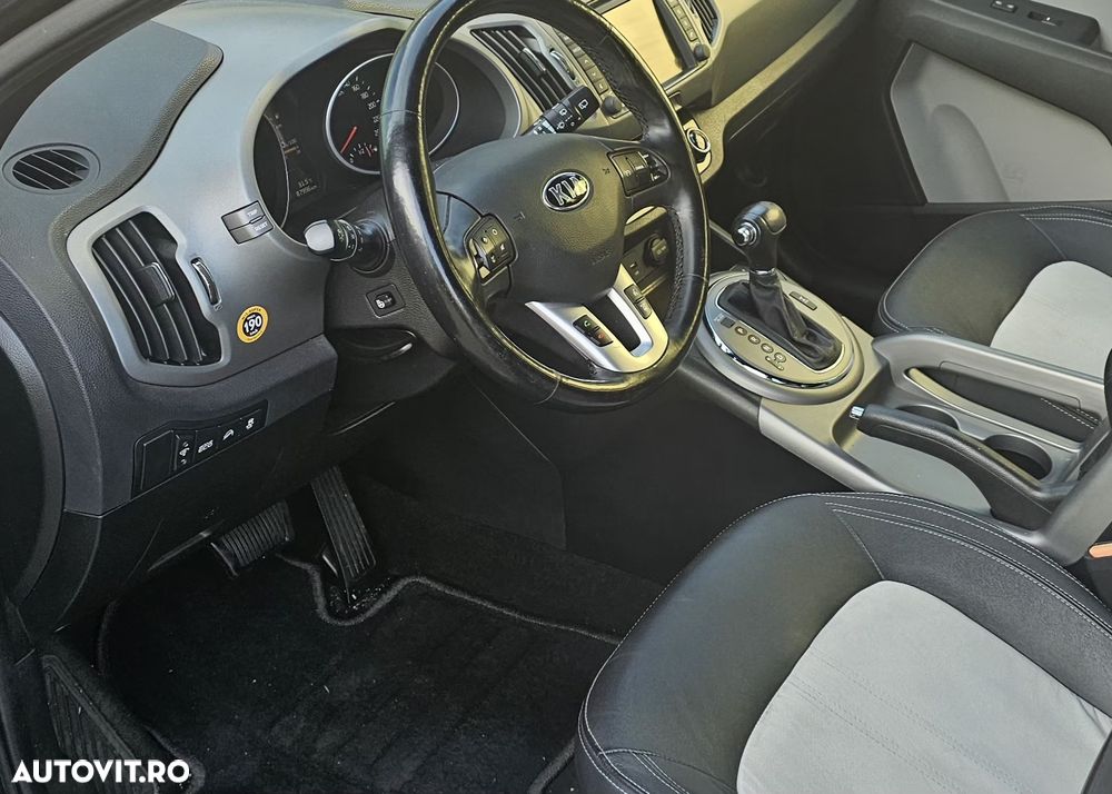 Kia Sportage 2,0 CRDI AWD Aut. Platinum - 10