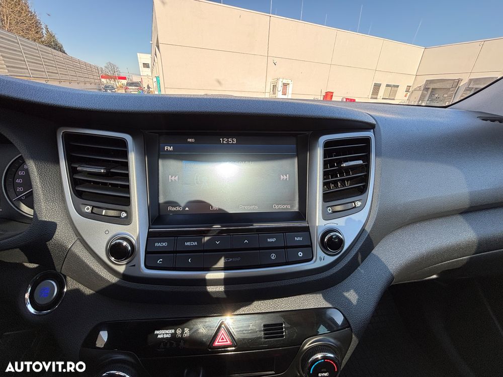 Hyundai Tucson 2.0 CRDI 4WD 6AT Luxury Pack+ - 33