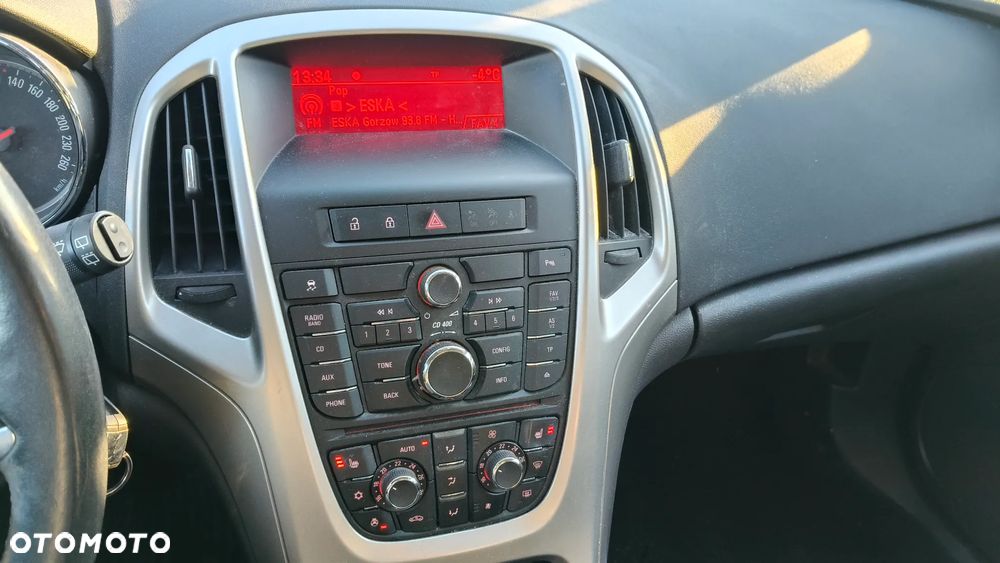 Opel Astra 1.4 Turbo Design Edition - 8