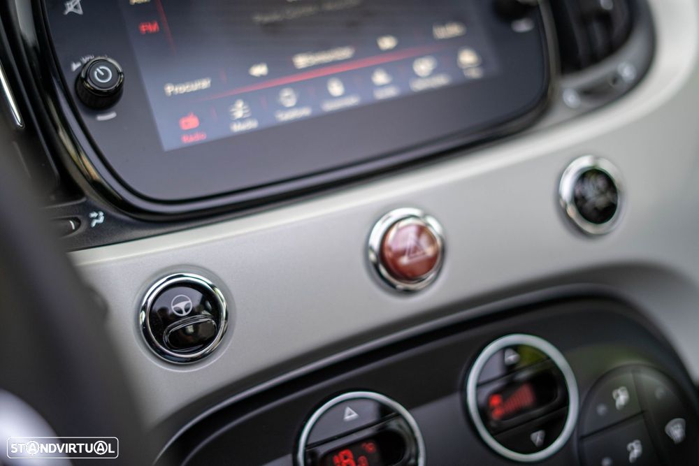 Fiat 500C 1.0 Hybrid Star - 33