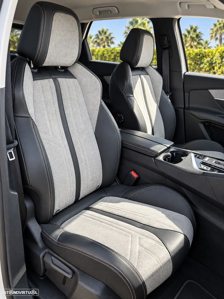 Peugeot 3008 1.6 Hybrid4 GT Pack e-EAT8 - 5