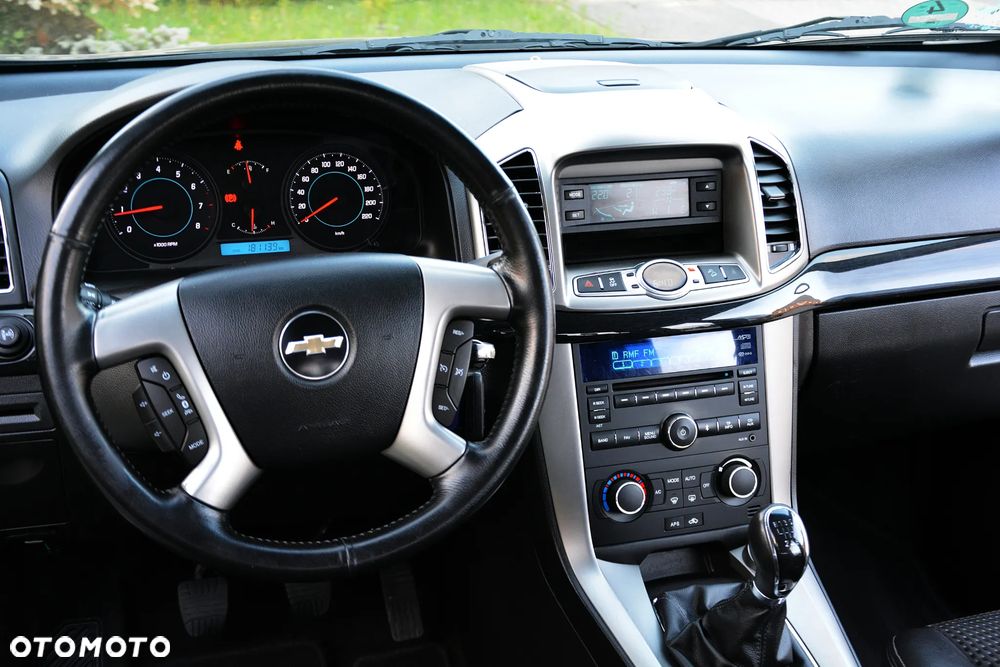 Chevrolet Captiva 2.4 2WD LT - 29