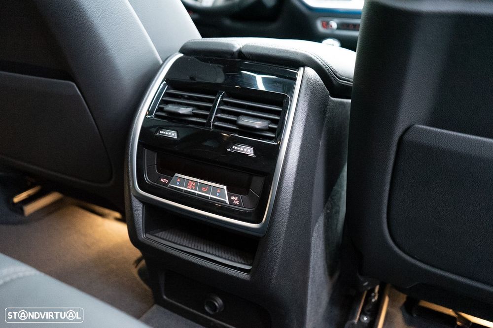 BMW X5 45 e xDrive Pack M - 53