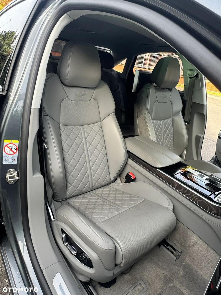 Audi A8 - 17