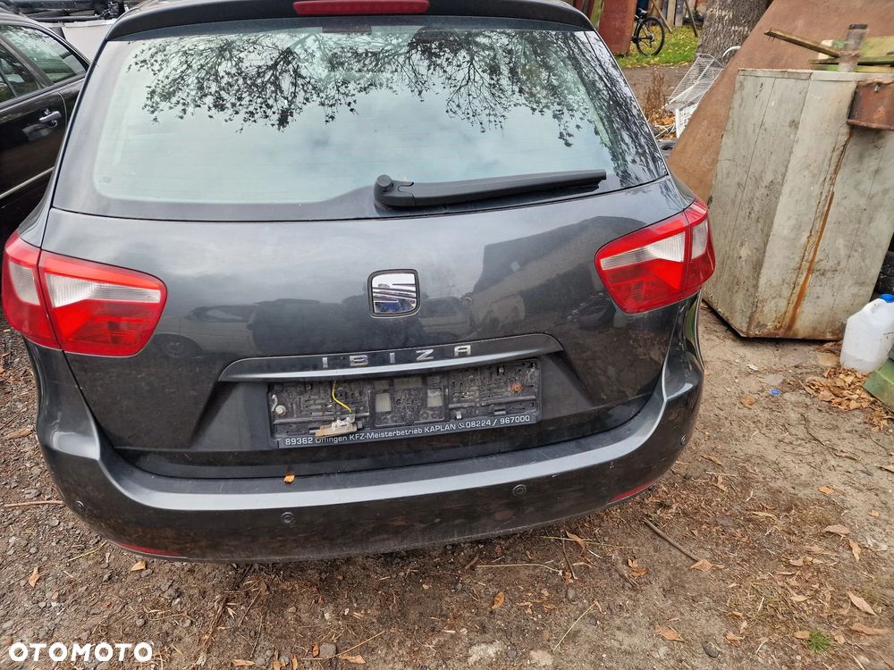 Klapa  tył seat  Ibiza  IV  6j  kombi  w  kolorze  LW7Z - 1