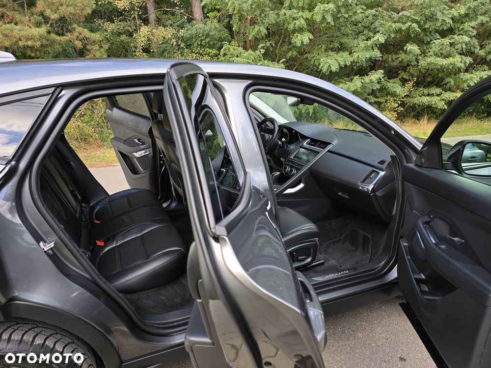 Jaguar E-Pace 2.0 i4D AWD HSE - 23